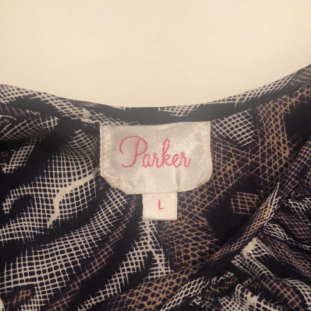 Parker Large Cold Shoulder Flutter Sleeve Shirt/D… - image 3